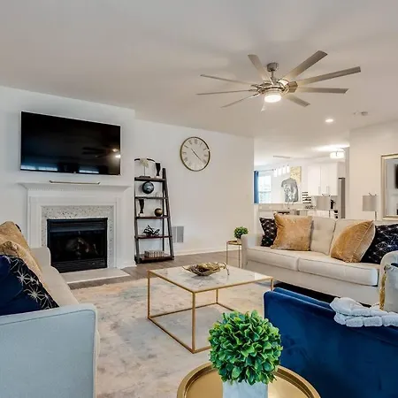 Luxury Atlanta Home - Self Check-In Pet Friendly Free Parking Exterior photo