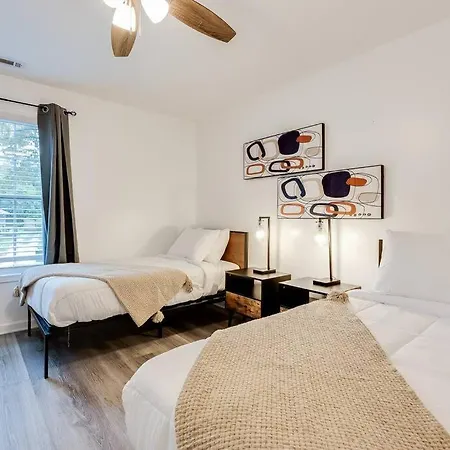 Luxury Atlanta Home - Self Check-In Pet Friendly Free Parking Exterior photo